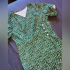 Green floral wrap style dress NWOT